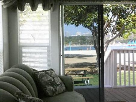 Newport Dunes Waterfront Resort Нюпорт Бийч Стая снимка